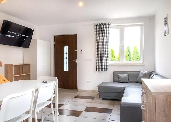 Letniskowe Деревянный коттедж Грзибово