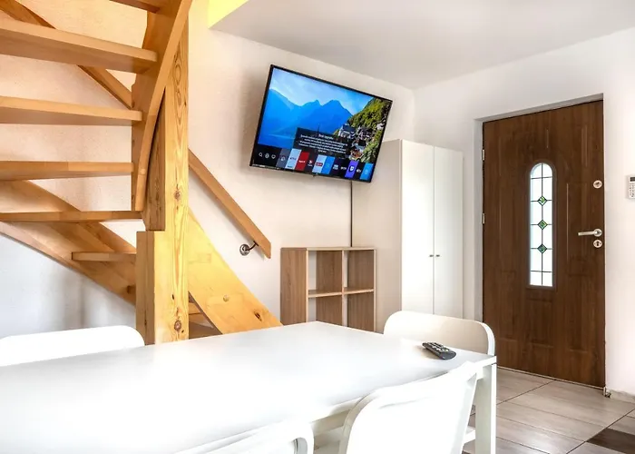 Деревянный коттедж Letniskowe Грзибово